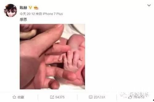 吃瓜的群众真实视频,真实视频记录下的热议瞬间